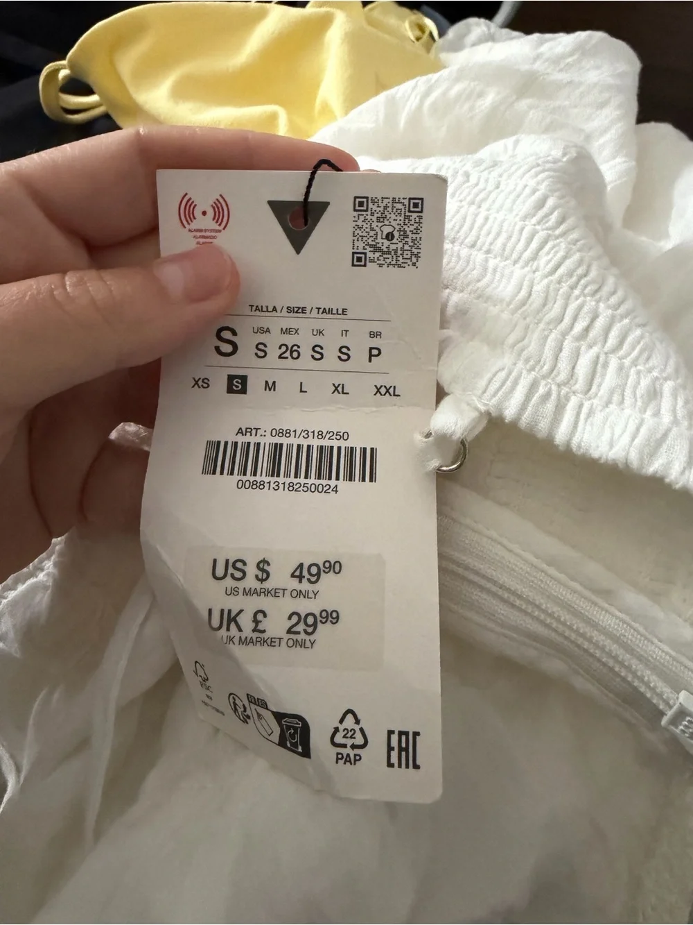 Zara light cream